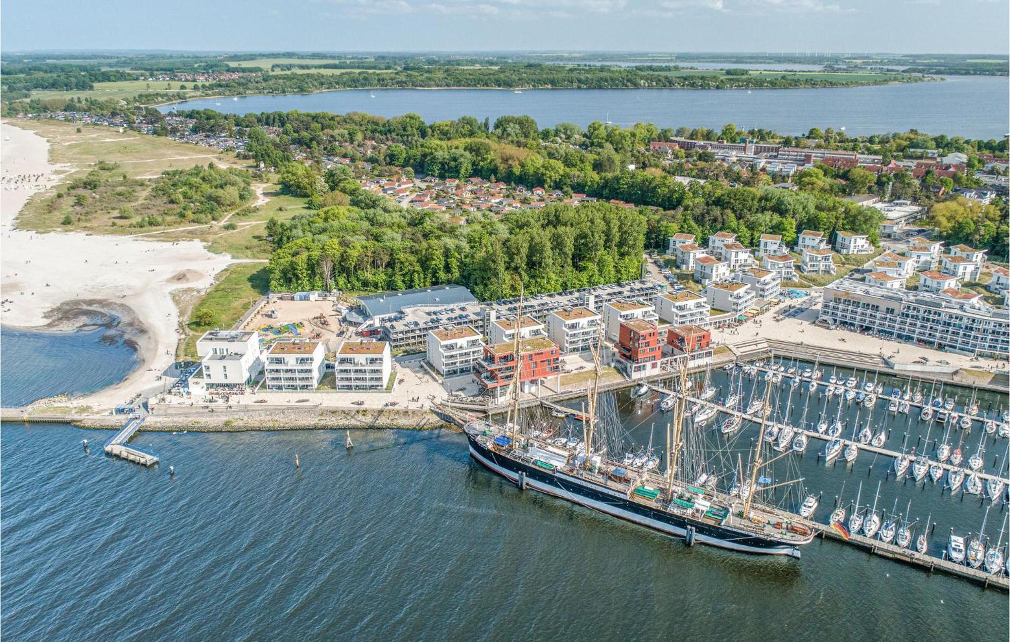 Amazing Apartment In Luebeck Travemuende With Wifi Exterior photo